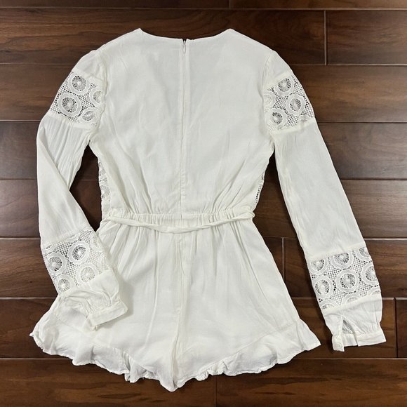 Lovers + Friends Women's Size Small White Crochet Jesse Romper Long Sleeve - Picture 9 of 9
